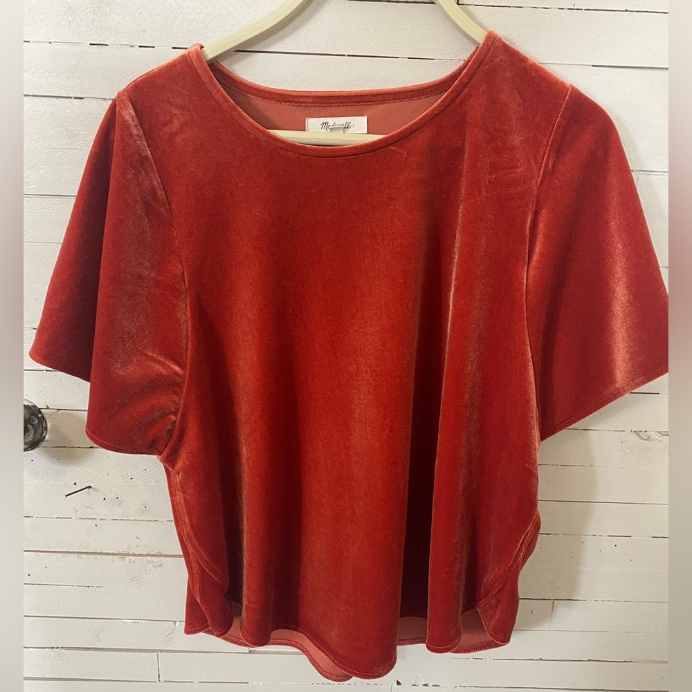 Madewell. Burnt orange velvet. Loose fitting butterfly top. Size S